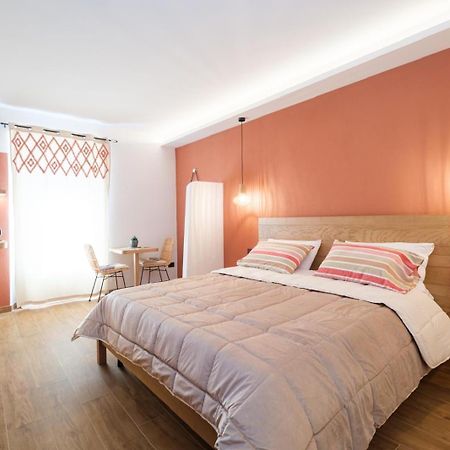 In Centro Da Carlotta Hotell Olbia Eksteriør bilde
