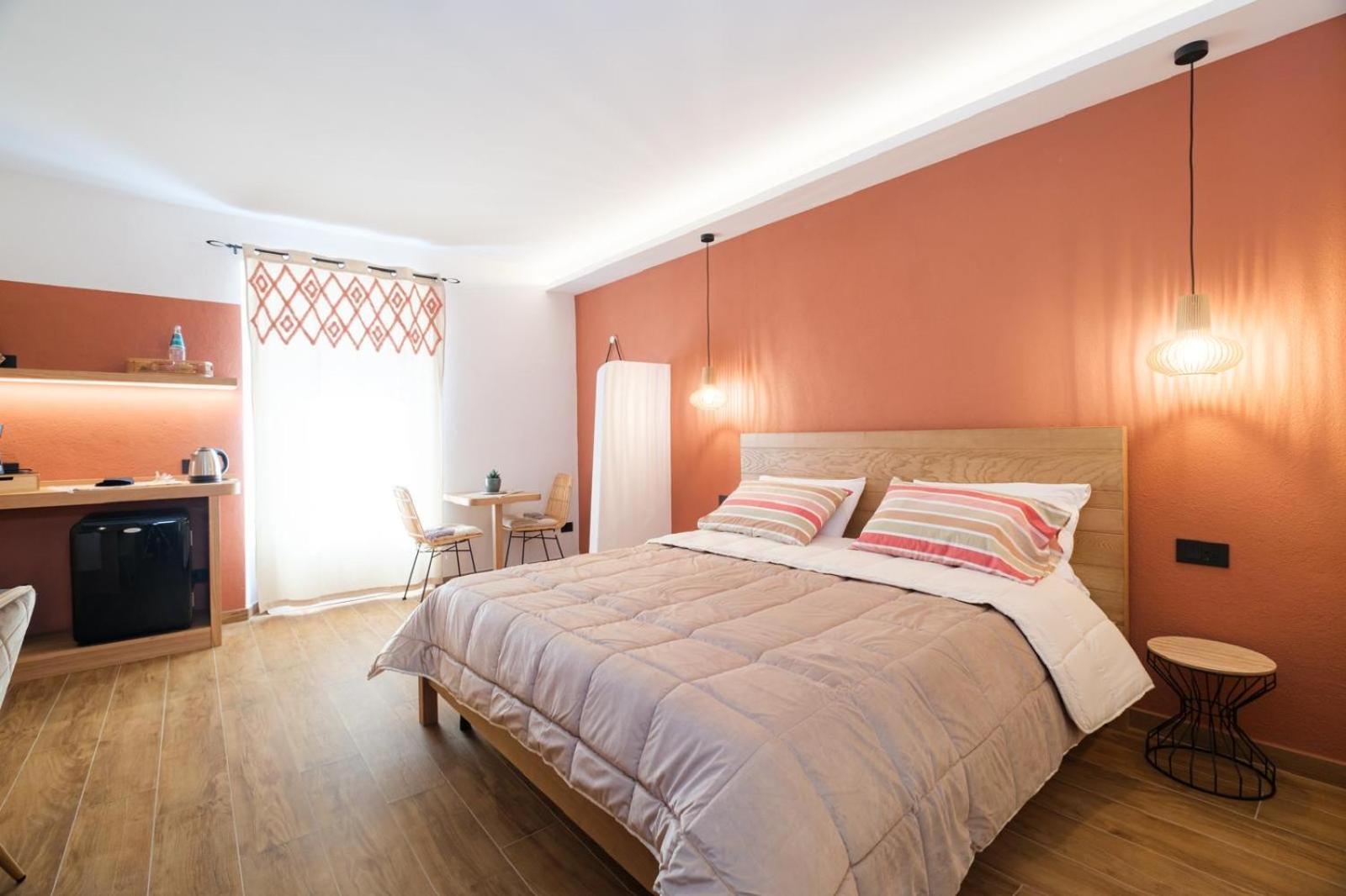 In Centro Da Carlotta Hotell Olbia Eksteriør bilde